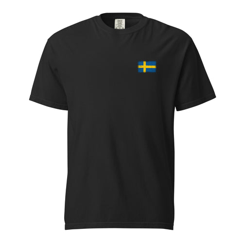 Sweden flag t-shirt in Black, vintage-washed print, small flag on the left chest, unisex cut, front view